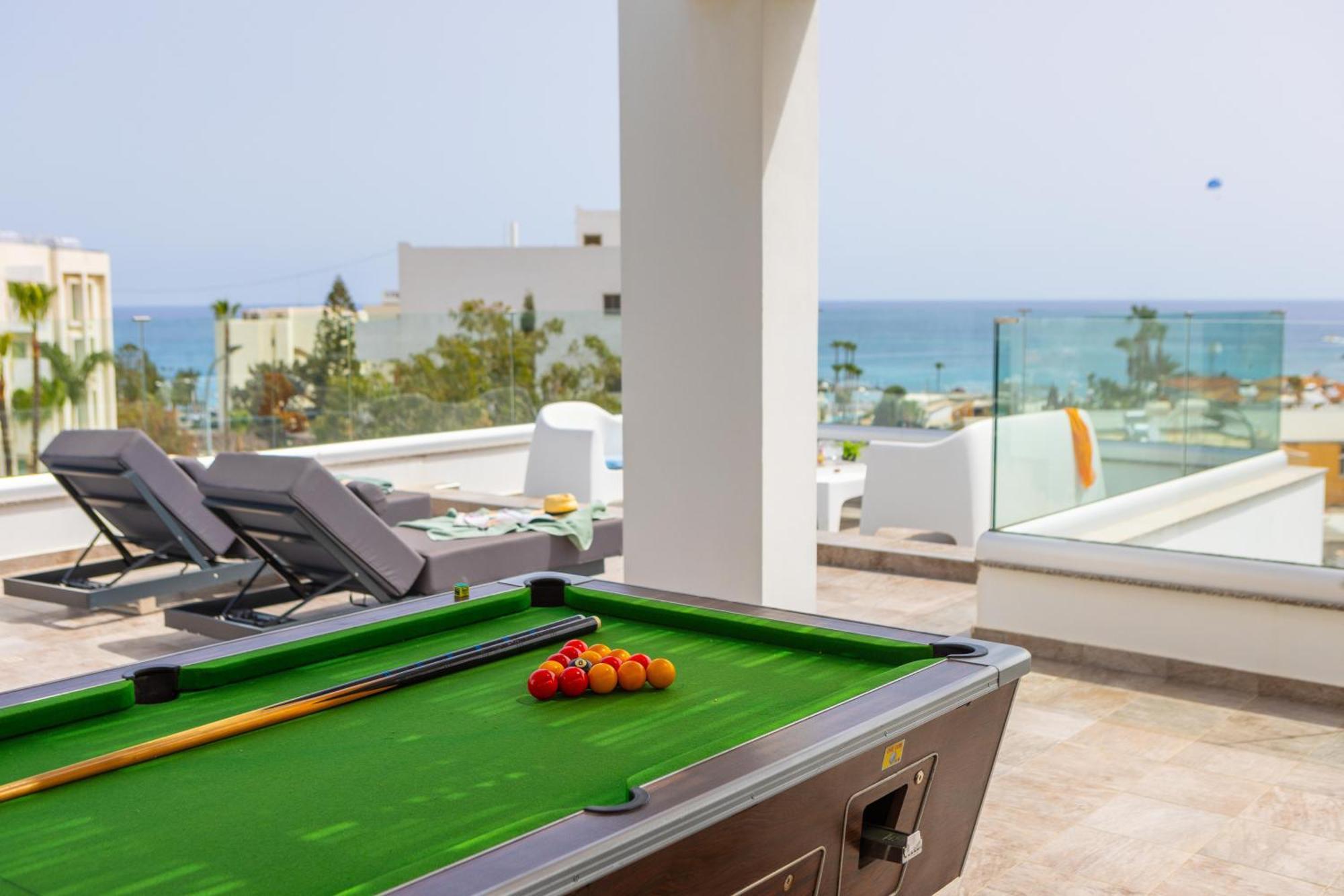 Fig Tree Bay Residences 5 プロタラス エクステリア 写真