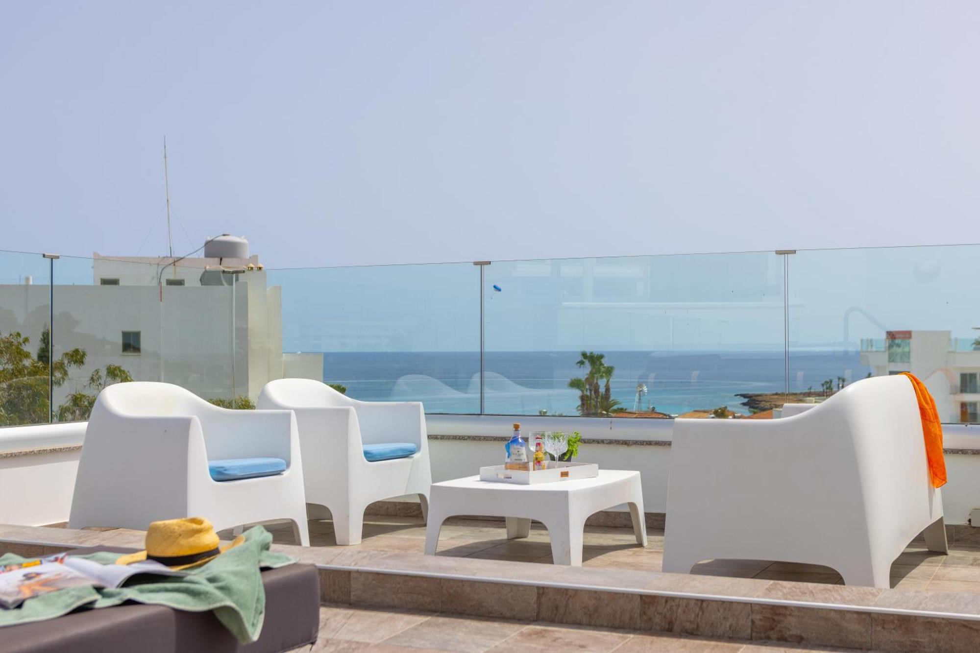 Fig Tree Bay Residences 5 プロタラス エクステリア 写真