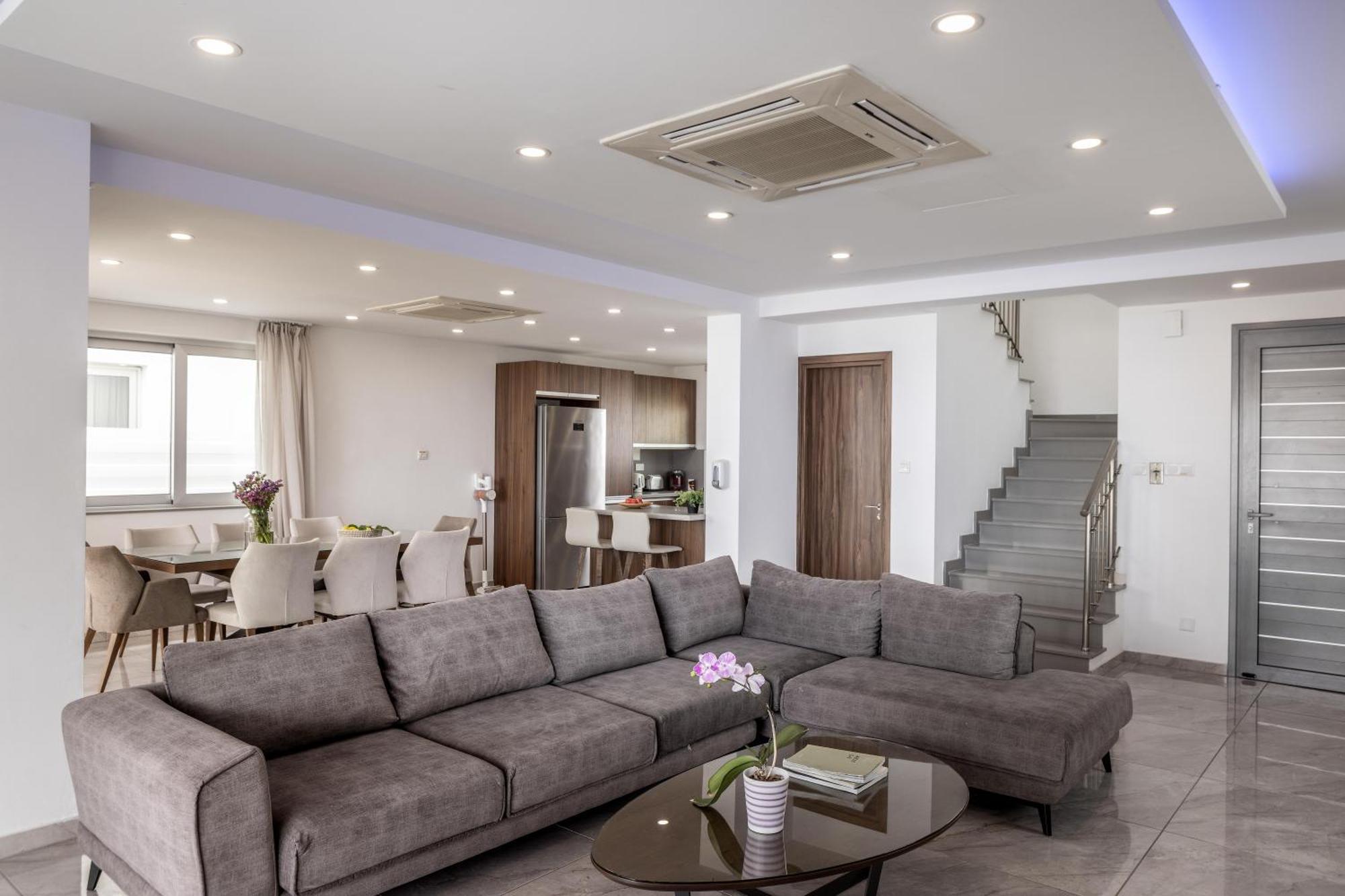 Fig Tree Bay Residences 5 プロタラス エクステリア 写真