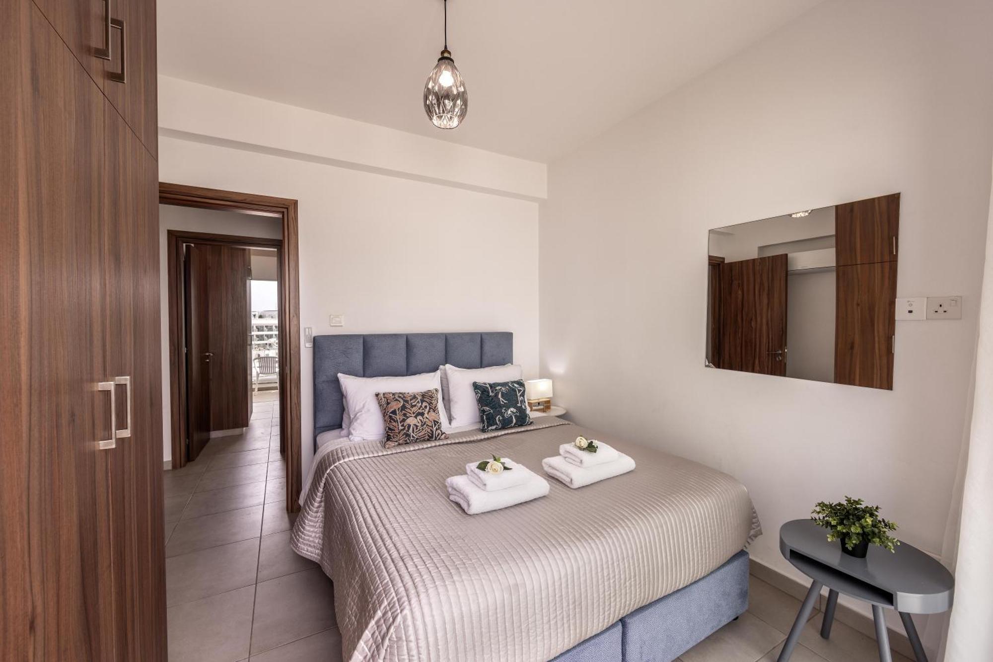 Fig Tree Bay Residences 5 プロタラス エクステリア 写真
