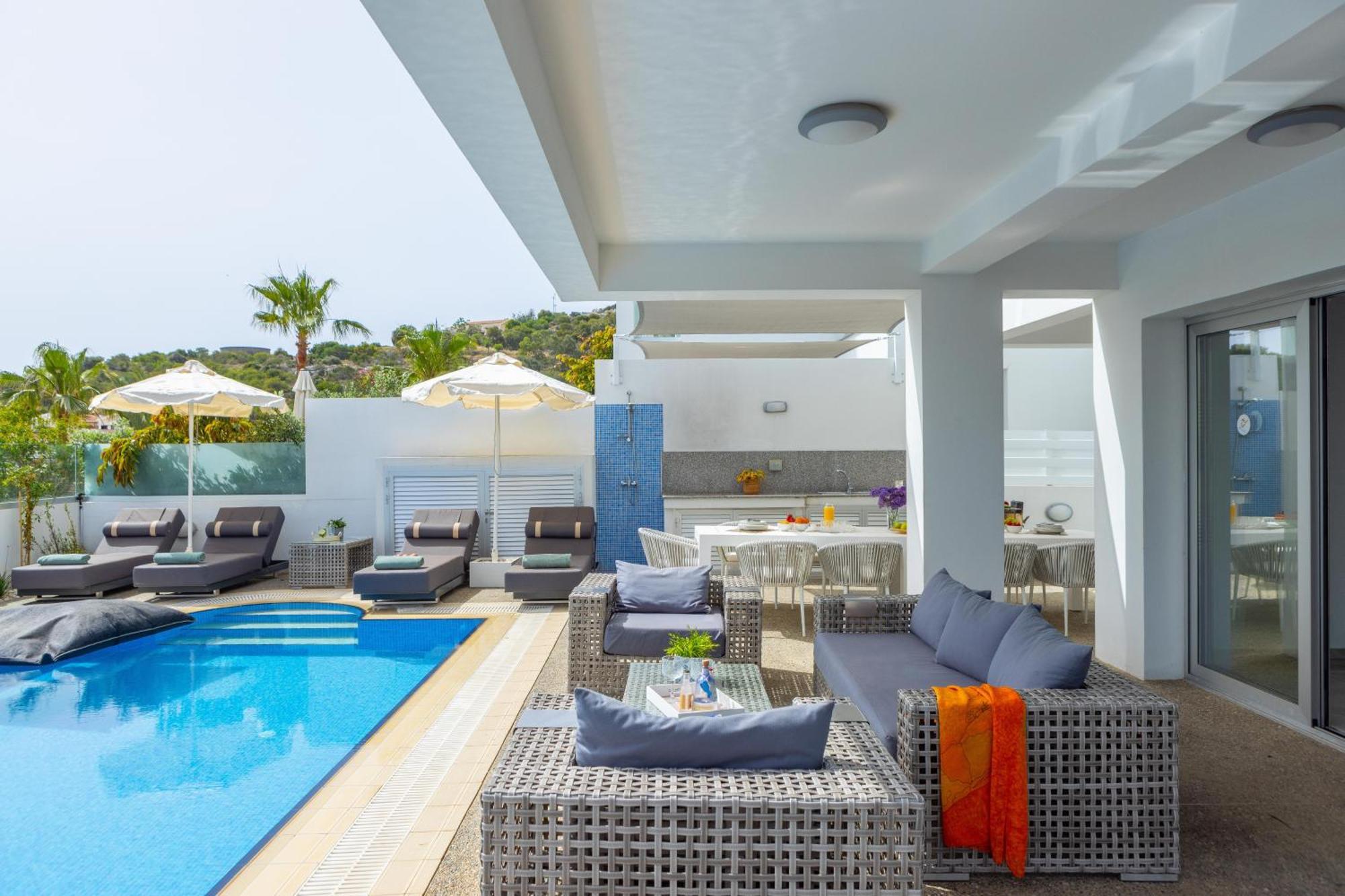 Fig Tree Bay Residences 5 プロタラス エクステリア 写真