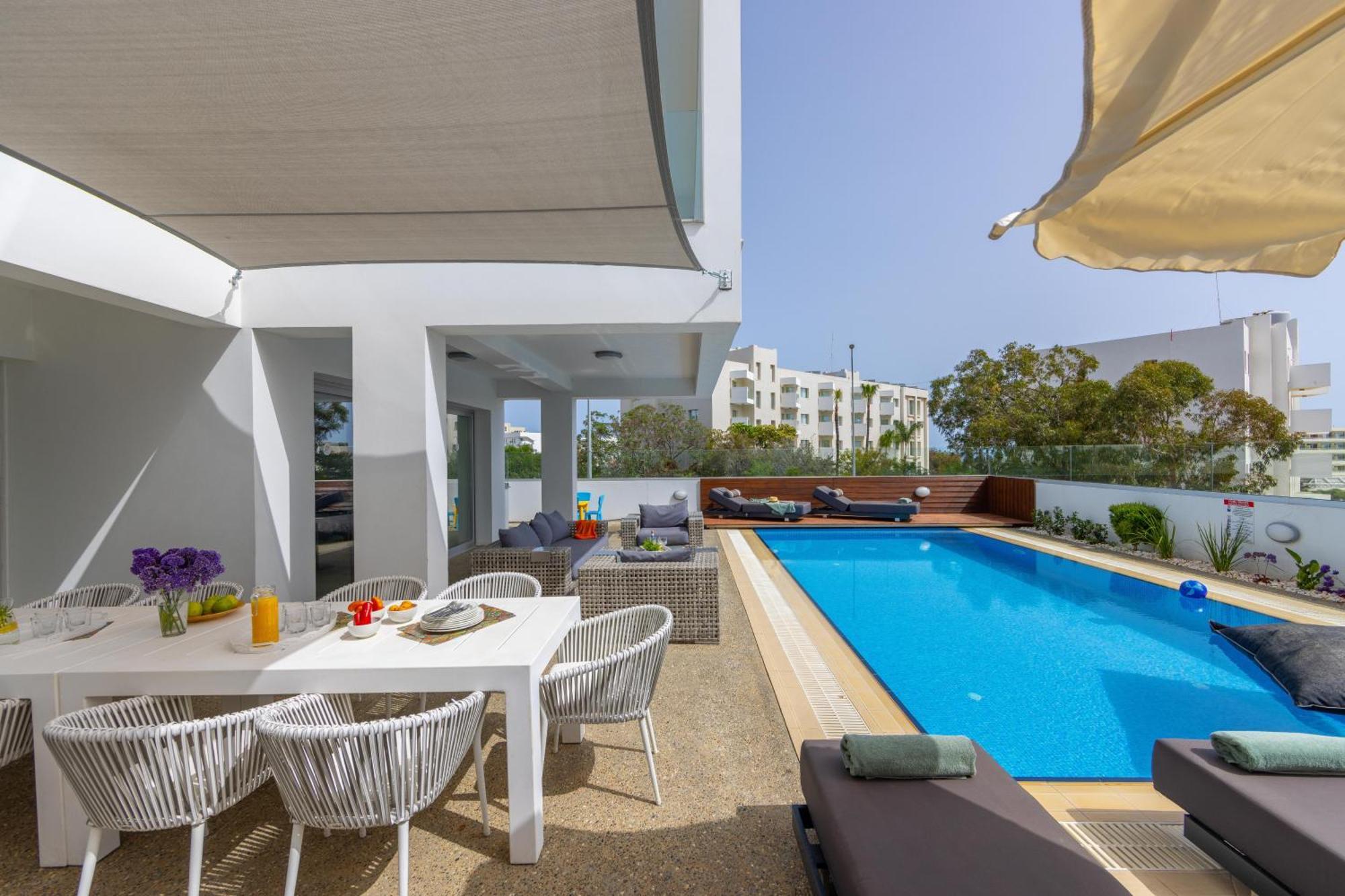 Fig Tree Bay Residences 5 プロタラス エクステリア 写真