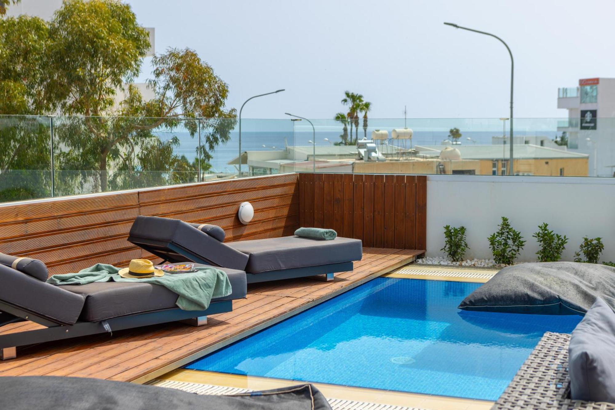 Fig Tree Bay Residences 5 プロタラス エクステリア 写真
