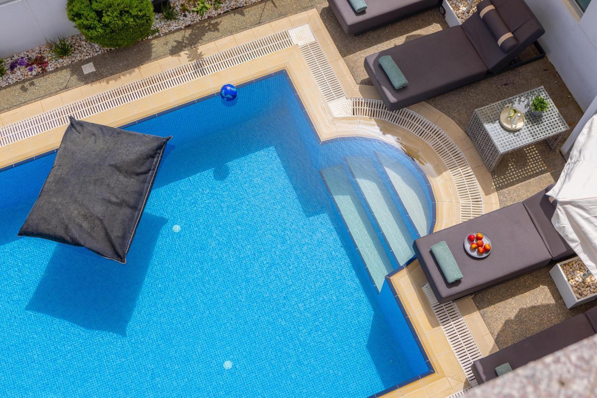 Fig Tree Bay Residences 5 プロタラス エクステリア 写真